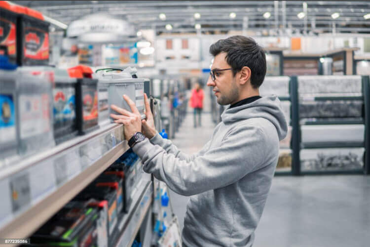 Ποια είναι τα σημεία που πρέπει να λάβετε υπόψη κατά την αγορά μιας μπαταρίας;